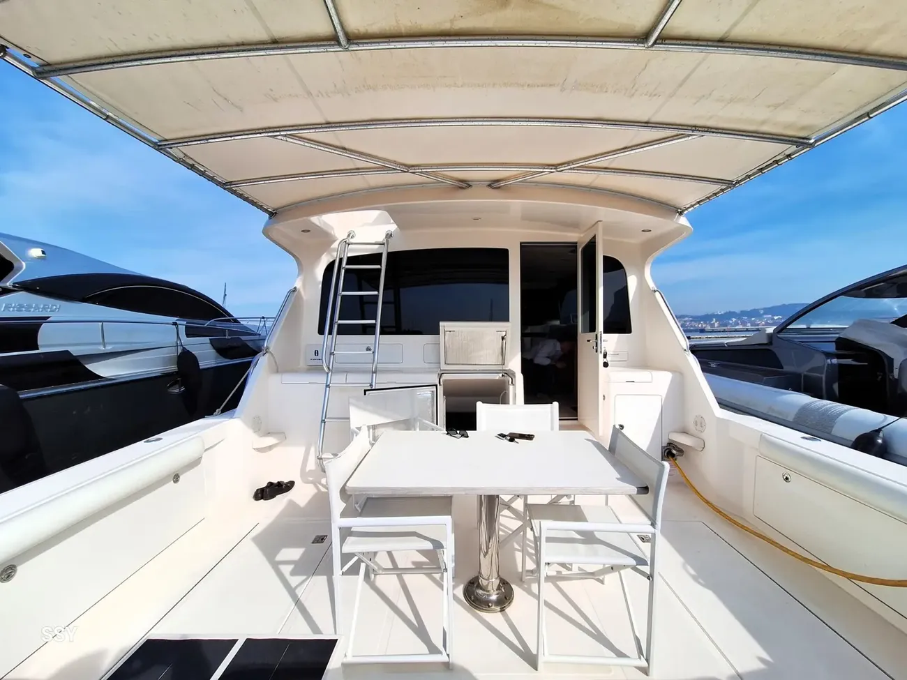 Cabo Yachts 43 usata in vendita