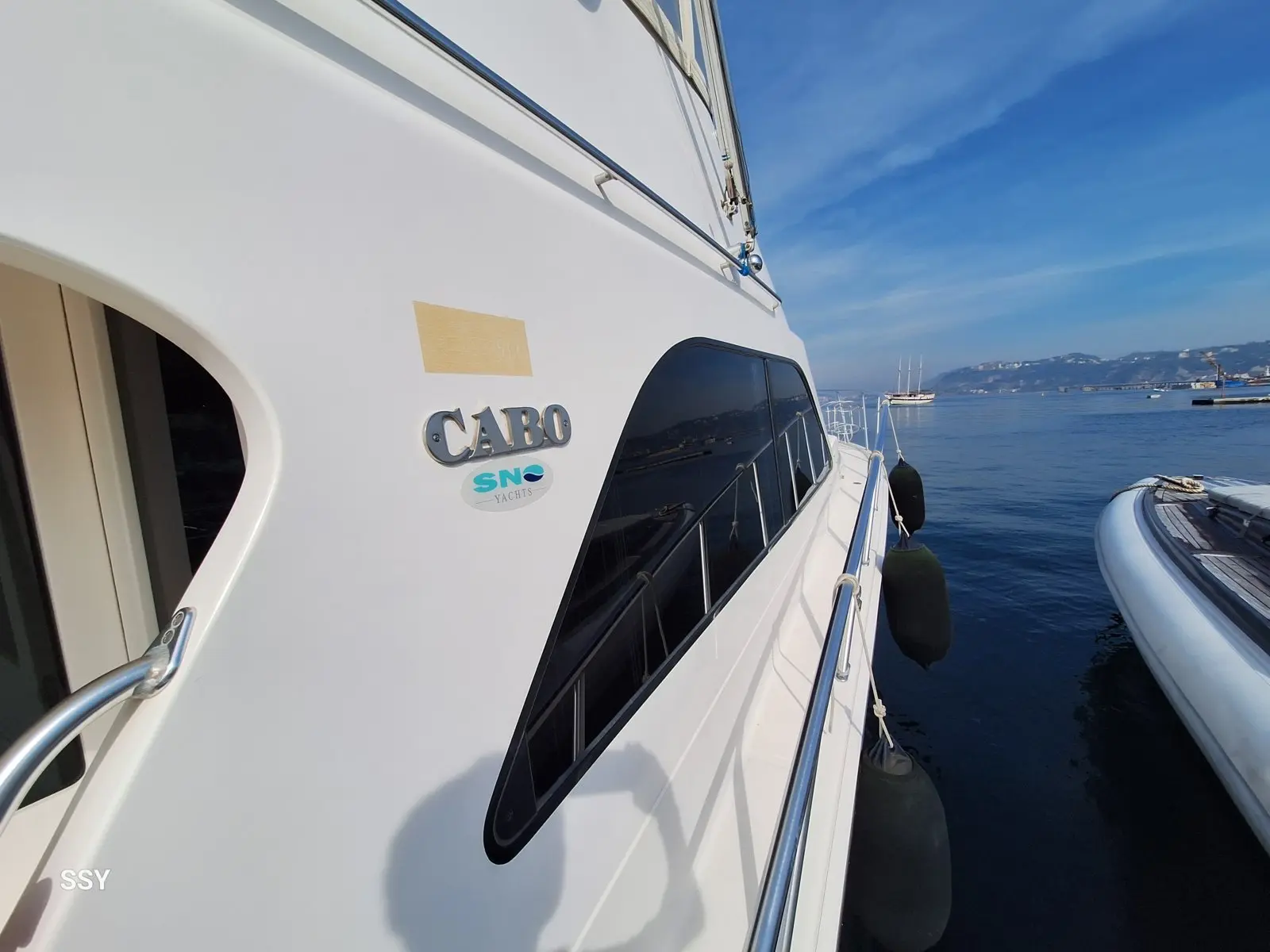 Cabo Yachts 43 usata in vendita