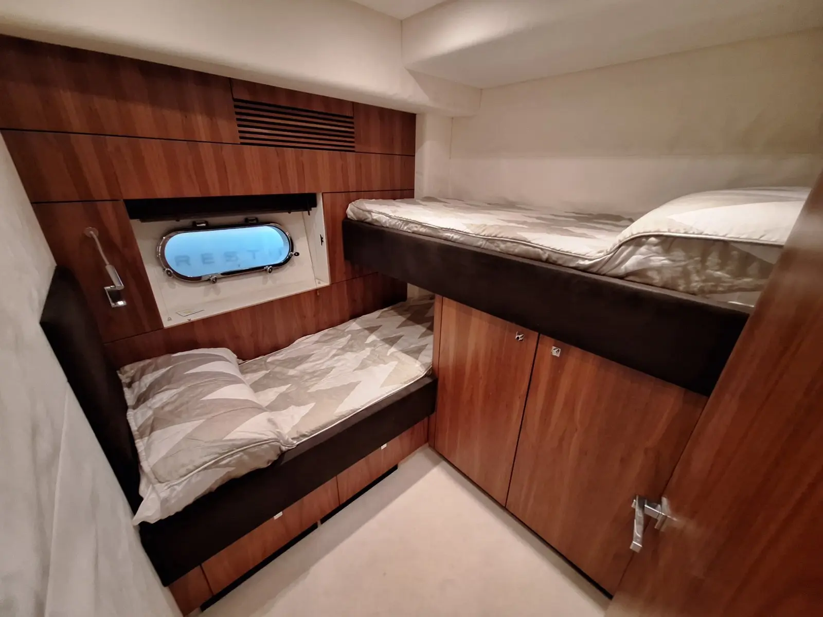 Sunseeker Predator 64 de segunda mano en venta