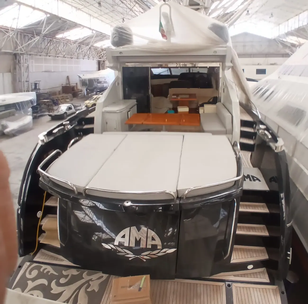 Sunseeker Predator 64 de segunda mano en venta