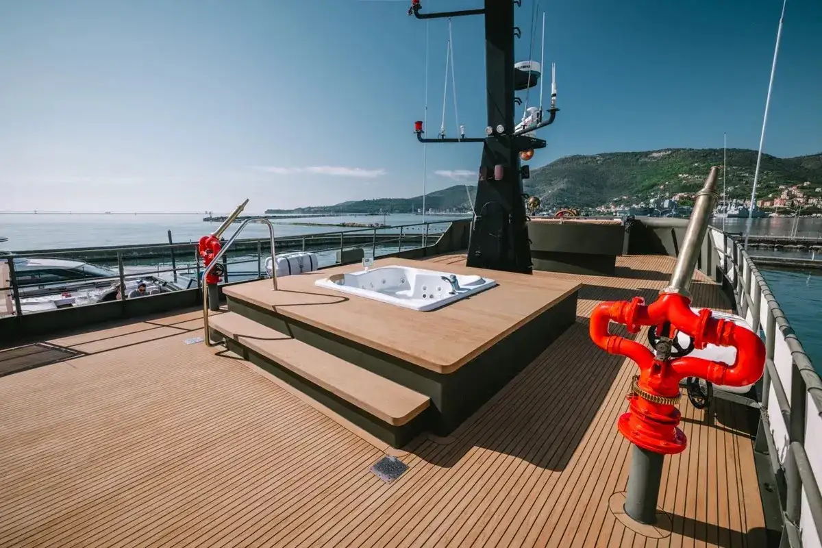 Benetti TUGBOAT 29 de segunda mano en venta