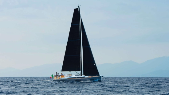 Solaris Yachts 40 ST novos à venda
