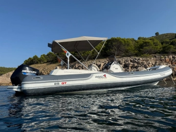 MV Marine 25 GT usata in vendita