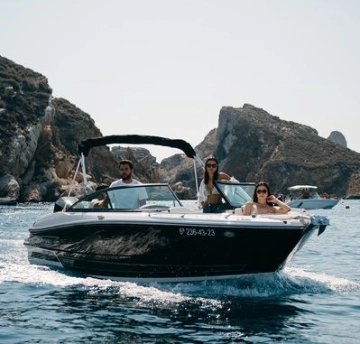 Monterey 235 SS usata in vendita