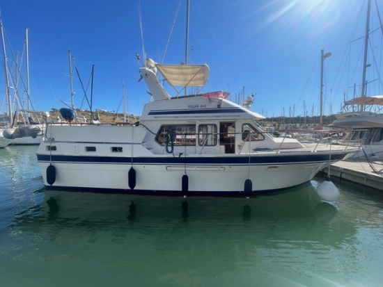 TRADER 42+1 usata in vendita