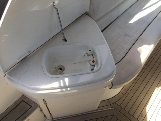 Sealine S28 Sports Cruiser de segunda mano en venta
