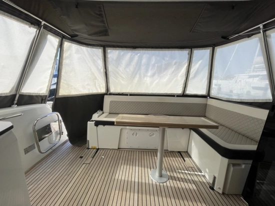 Jeanneau NC37 de segunda mano en venta