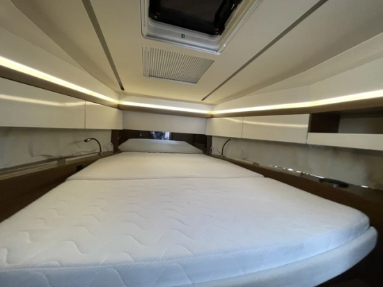 Jeanneau NC37 de segunda mano en venta
