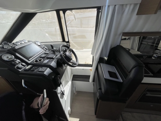 Jeanneau NC37 de segunda mano en venta