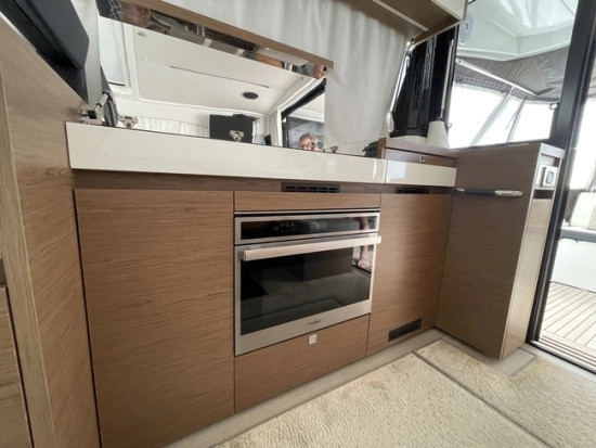 Jeanneau NC37 de segunda mano en venta
