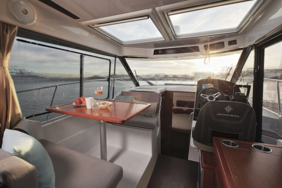 Jeanneau Merry Fisher 895 nuova in vendita