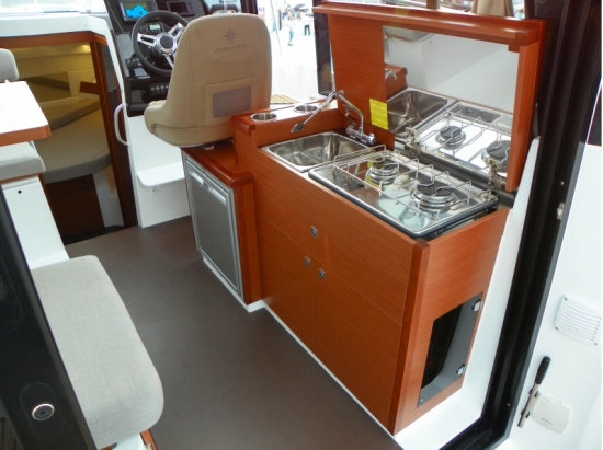 Jeanneau Merry Fisher 895 nuova in vendita