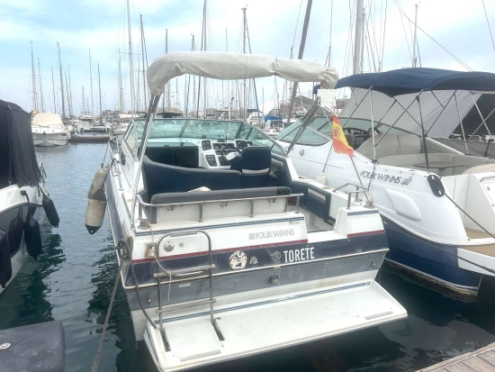 Four Winns Vista 245 de segunda mano en venta