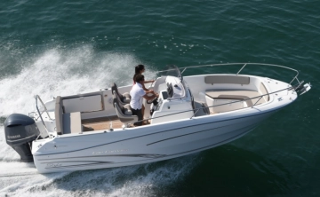 Jeanneau Cap Camarat 7.5 CC SERIE 2 nuova in vendita
