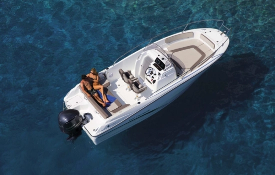 Jeanneau Cap Camarat 7.5 CC SERIE 2 nuova in vendita