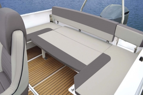 Jeanneau Cap Camarat 7.5 CC SERIE 2 nuova in vendita