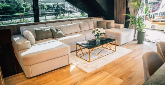 MOON YACHT 60 POWER nuova in vendita