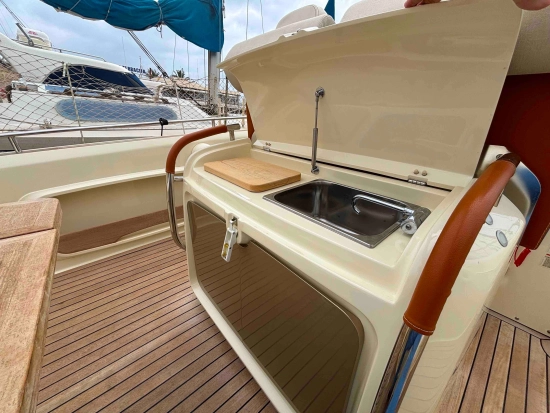 Invictus Yacht GT280 de segunda mano en venta
