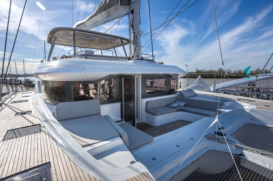 Lagoon 60 nuova in vendita