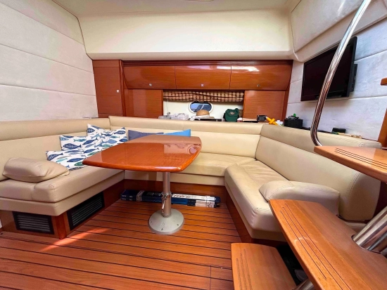 Prestige 42 S usata in vendita