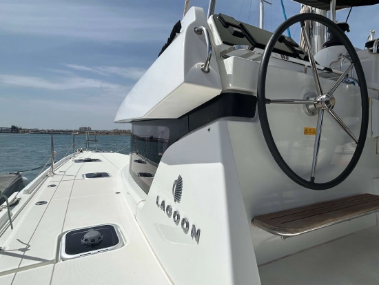 Lagoon 42 usata in vendita