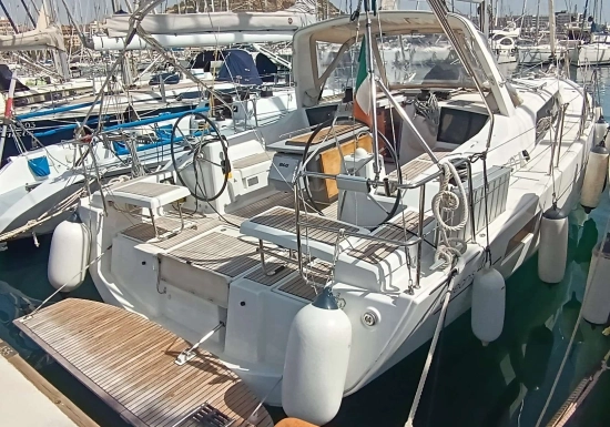 Beneteau Oceanis 41.1 usata in vendita