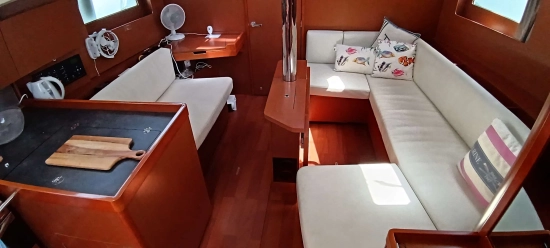 Beneteau Oceanis 41.1 usata in vendita