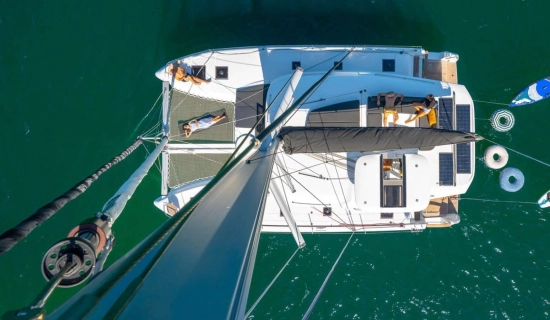 Lagoon 43 nuova in vendita