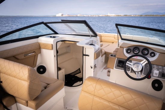Sea Ray SDX 270 OB usado à venda