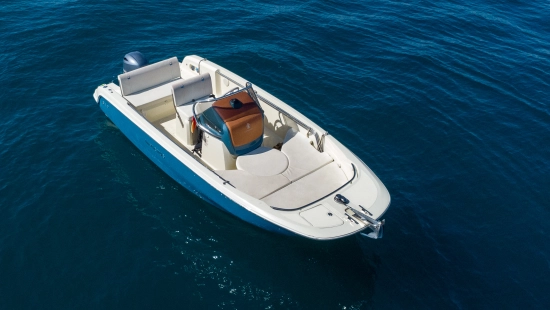 Invictus Yacht FX 200 de segunda mano en venta