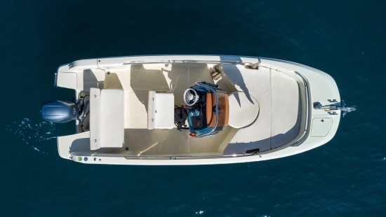 Invictus Yacht FX 200 de segunda mano en venta