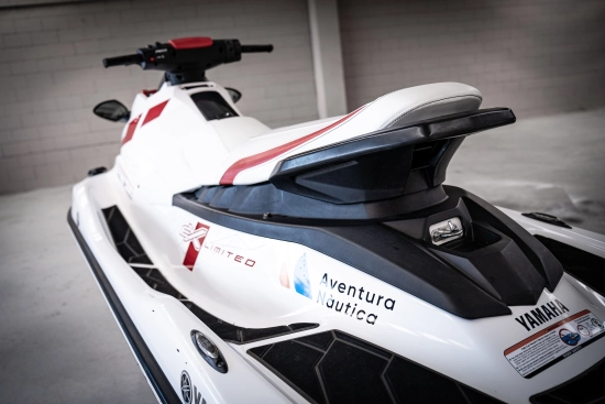 Yamaha EX LIMITED usado à venda