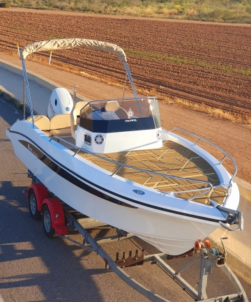 7 MARES 630 Sundeck nuevo en venta