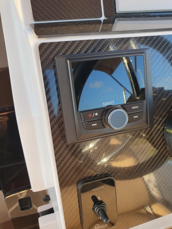 7 MARES 630 Sundeck nuevo en venta