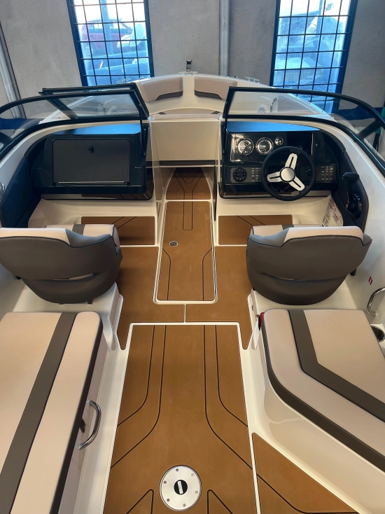 Bayliner V20 novos à venda