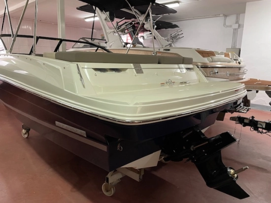 Bayliner VR 4 nuova in vendita