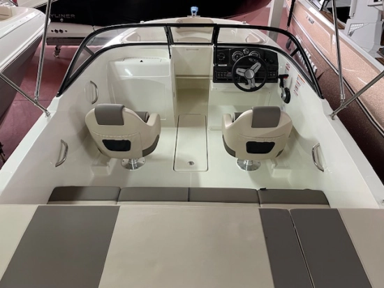 Bayliner VR 4 nuova in vendita