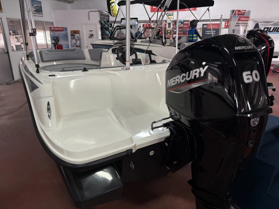 Bayliner Element M15 nuevo en venta