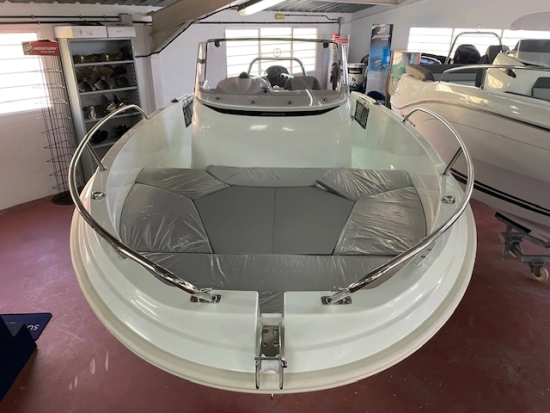 Jeanneau Cap Camarat 5.5 Cc nuevo en venta