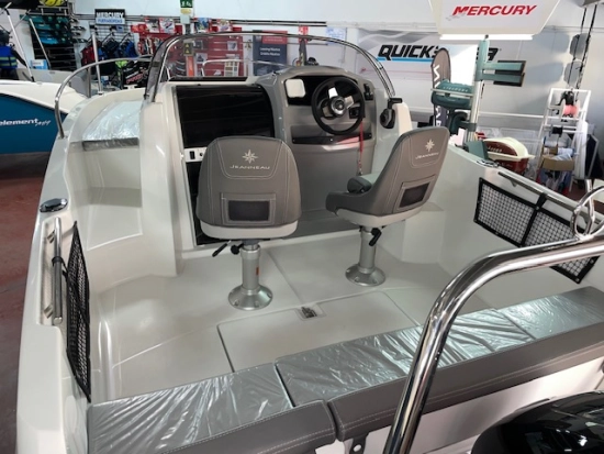 Jeanneau Cap Camarat 5.5 Wa nuevo en venta