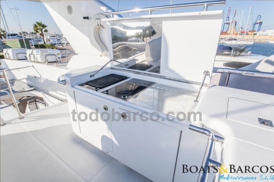 Elegance Yacht 76 usata in vendita