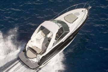 Monterey 295 Sport Yacht usata in vendita