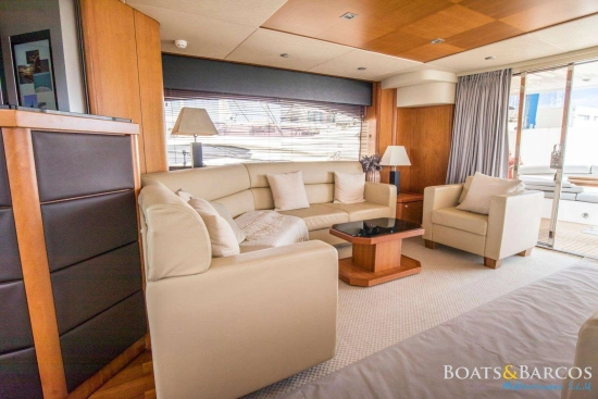 Sunseeker Manhattan 70 usado à venda