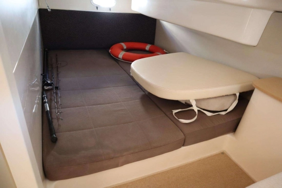 Sessa Marine C35 usado à venda
