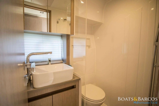 Sealine C390v usado à venda