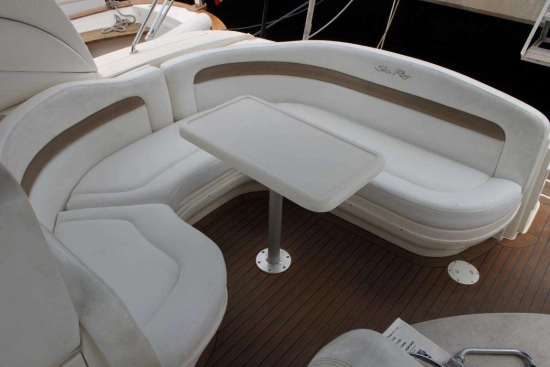 Sea Ray Sundancer 355 usata in vendita