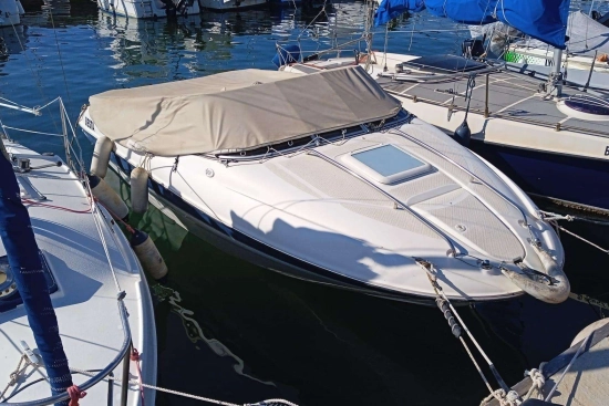 Bayliner 602 Cuddy usado à venda