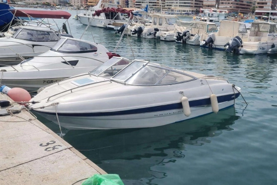Bayliner 602 Cuddy usado à venda