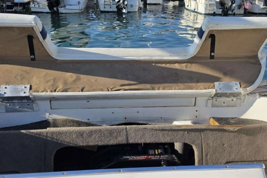 Bayliner 602 Cuddy usado à venda