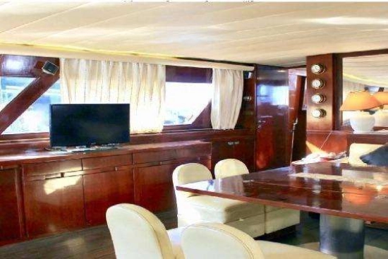 Cantieri di Pisa 90 usado à venda